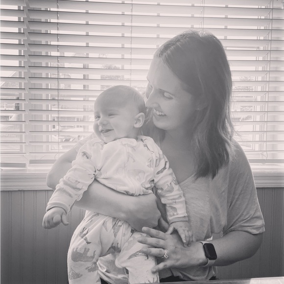 Meet your Posher, Steph - Picture 1 of 1